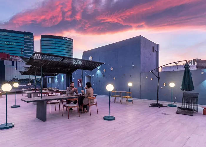 Kukun Socrates Polanco Aparthotel