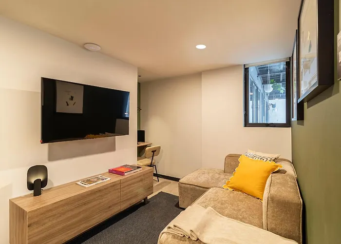 Aparthotel Kukun Socrates Polanco 4*