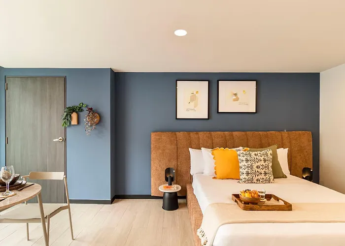 Kukun Socrates Polanco Aparthotel